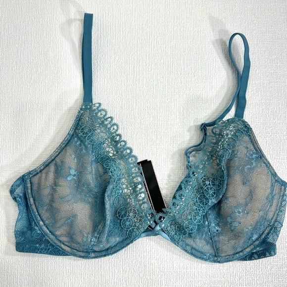 Victoria’s Secret lace underwire bra size 34C - Picture 1 of 8